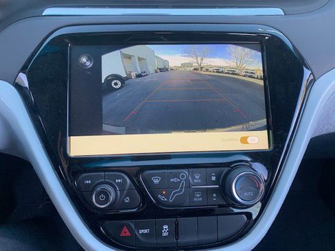 Used 2021 Chevrolet Bolt LT image 16