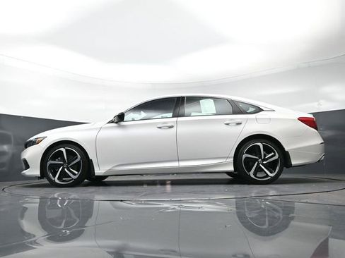 Used 2022 Honda Accord Sport image 25