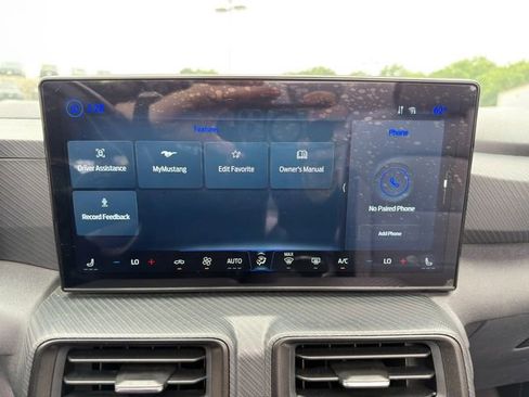 Used 2024 Ford Mustang Convertible RWD image 24