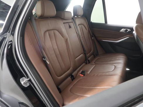 Used 2021 BMW X5 xDrive40i w/ Convenience Package AWD/4WD image 35