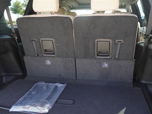 New 2025 Jeep Grand Cherokee L Limited w/ Luxury Tech Group II image 11