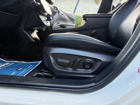 Used 2018 Toyota Prius Prime Premium w/ Carpet Mat Package FWD image 34