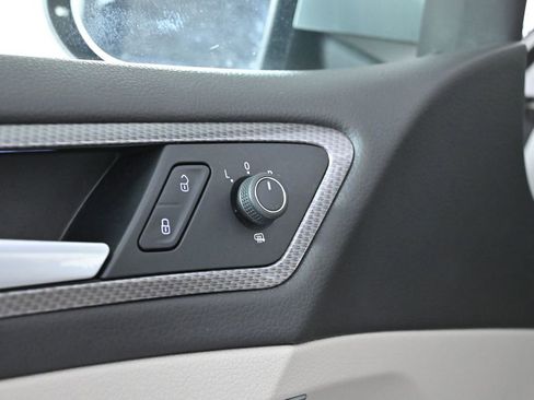 Used 2019 Volkswagen Golf Alltrack SE image 22