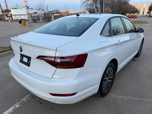 Used 2019 Volkswagen Jetta SE FWD image 7