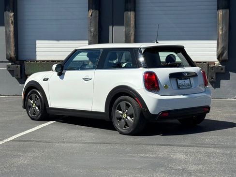Used 2024 MINI Cooper SE FWD image 5