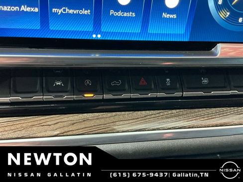 Used 2024 Chevrolet Silverado 1500 RST RWD image 33