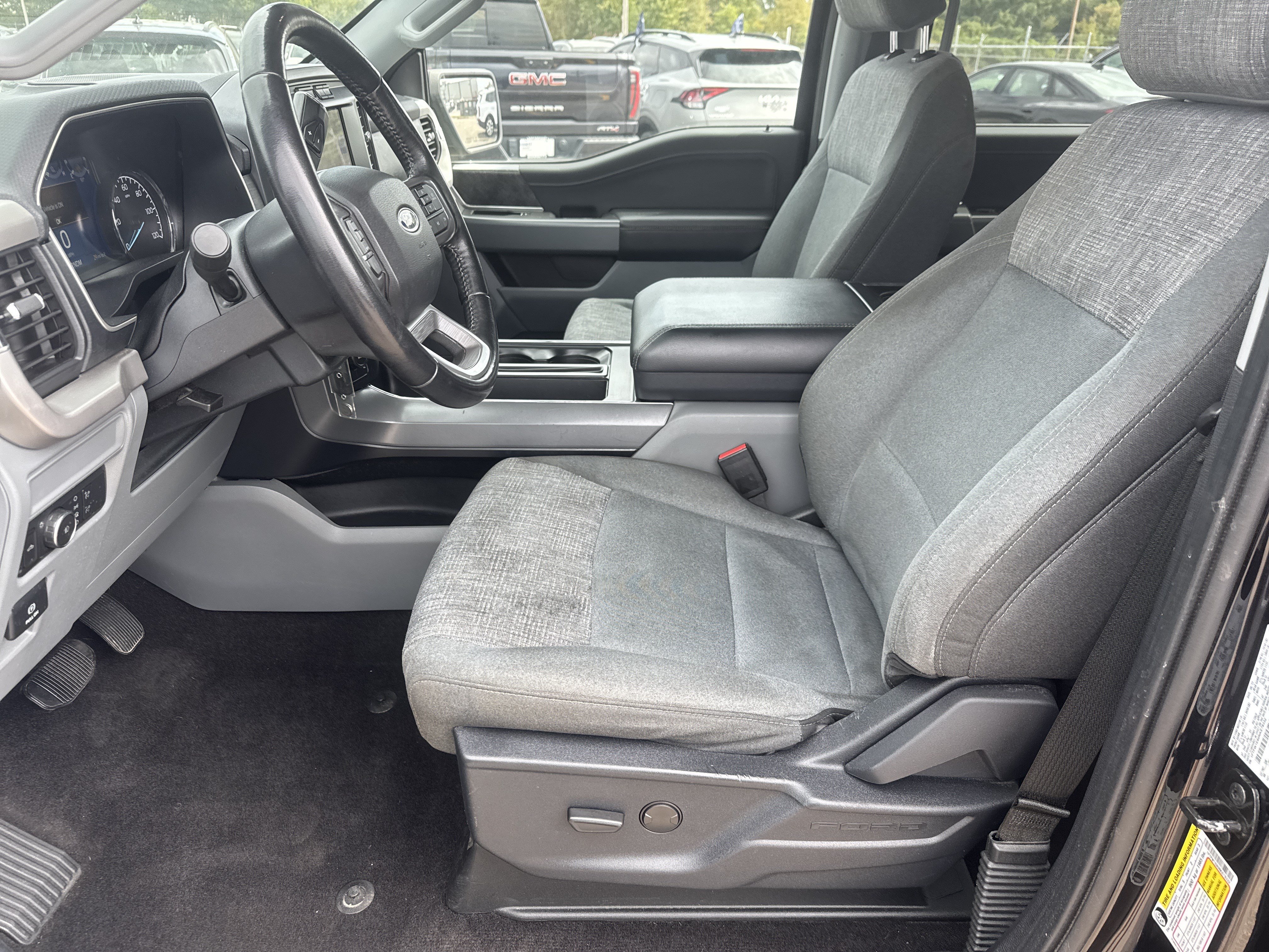 Used 2022 Ford F150 XLT w/ Equipment Group 301A Mid AWD/4WD image 5