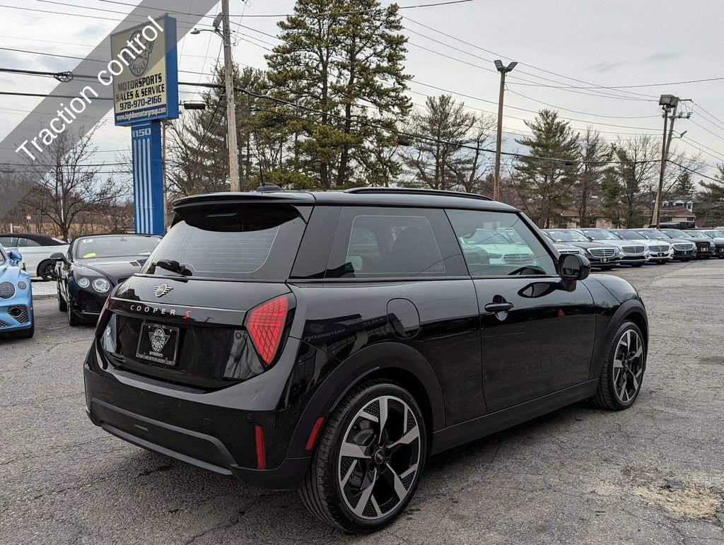 Used 2025 MINI Cooper S FWD image 9