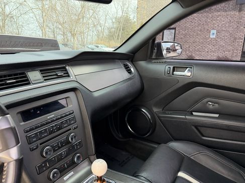 Used 2013 Ford Mustang GT Premium w/ Comfort Pkg image 11