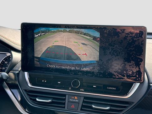 Used 2023 Nissan Altima 2.5 SR w/ SR Premium Package image 14