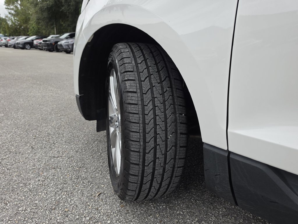 Used 2022 Ford Edge Titanium AWD/4WD image 35