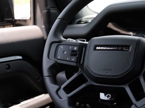 New 2026 Land Rover Defender 110 OCTA AWD/4WD image 20