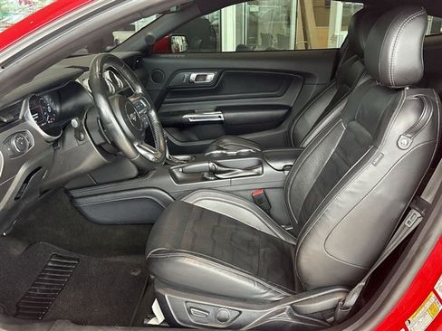 Used 2018 Ford Mustang GT Premium w/ Equipment Group 401A RWD image 18