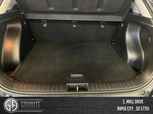 Used 2025 Hyundai Kona SEL FWD image 30