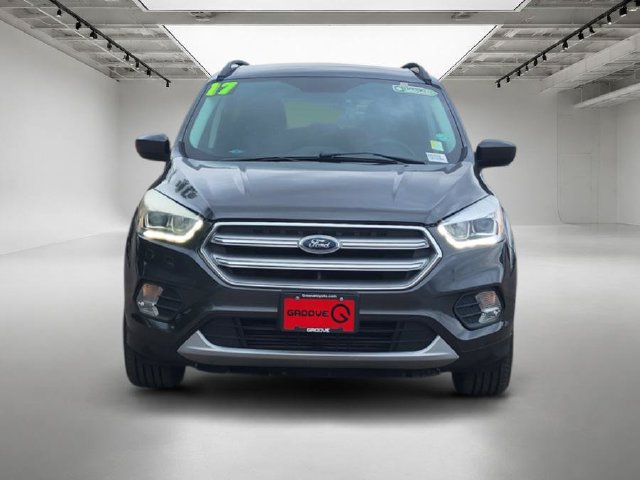Used 2017 Ford Escape SE w/ Equipment Group 201A AWD/4WD image 9