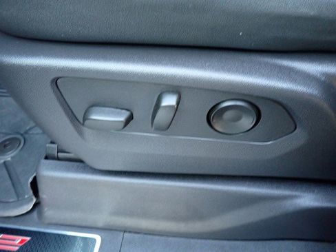 Certified 2024 Chevrolet Silverado 1500 ZR2 w/ Technology Package image 27