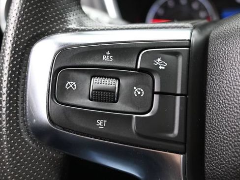 Used 2025 Chevrolet Blazer LT FWD image 25