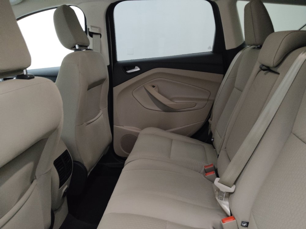 Used 2018 Ford Escape SE w/ SE Sync 3 Package AWD/4WD image 18