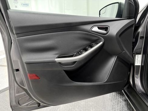 Used 2012 Ford Focus SEL image 13