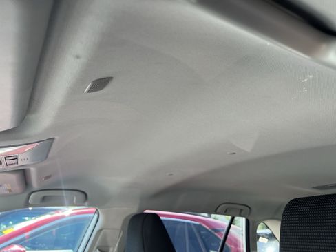 Used 2025 Toyota RAV4 LE AWD/4WD image 19