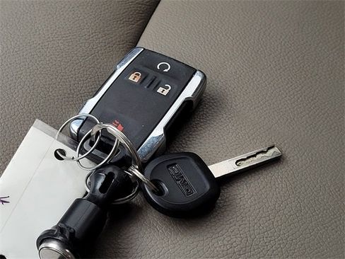 Used 2020 GMC Canyon SLT w/ Trailering Package image 25