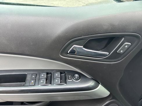Used 2018 Chevrolet Colorado LT image 15