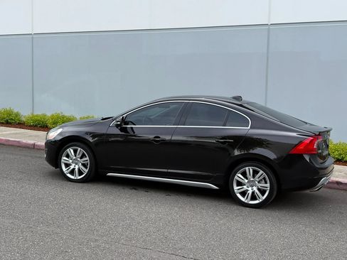 Used 2012 Volvo S60 T5 FWD image 4