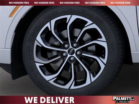 New 2026 Lincoln Nautilus Reserve image 19