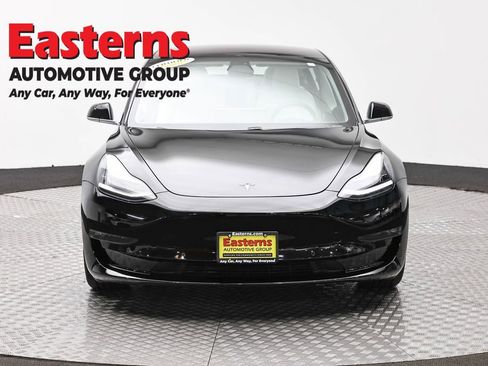 Used 2018 Tesla Model 3 Long Range image 2