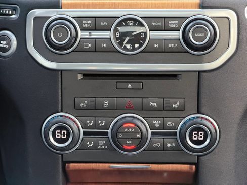 Used 2015 Land Rover LR4 HSE image 17