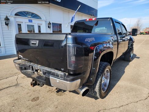 Used 2013 Chevrolet Silverado 2500 LT w/ Interior Plus Package image 5