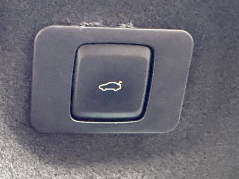 Used 2017 Lincoln MKZ Reserve w/ Climate Package image 23