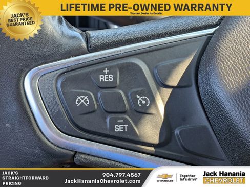 Used 2018 Chevrolet Equinox LT image 24