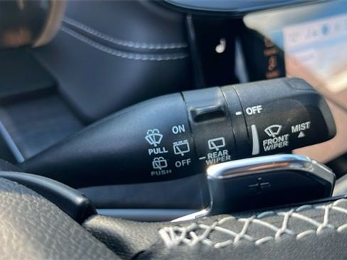 New 2026 Jeep Grand Cherokee Limited w/ Limited Altitude Package image 32