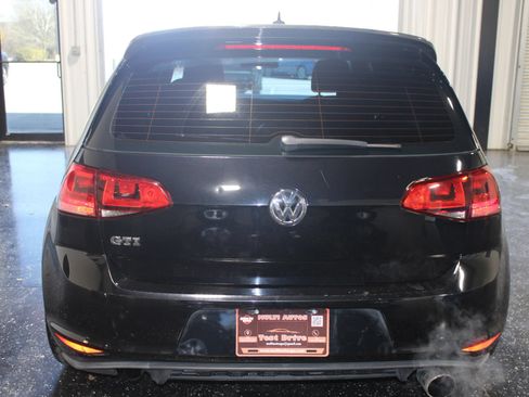 Used 2017 Volkswagen GTI S FWD image 3