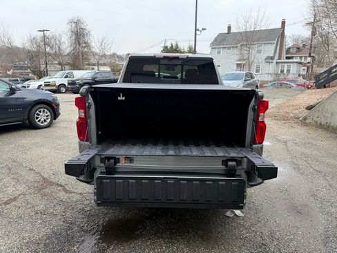 Used 2024 Chevrolet Silverado 1500 High Country AWD/4WD image 5