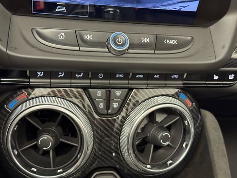 Used 2022 Chevrolet Camaro ZL1 RWD image 23