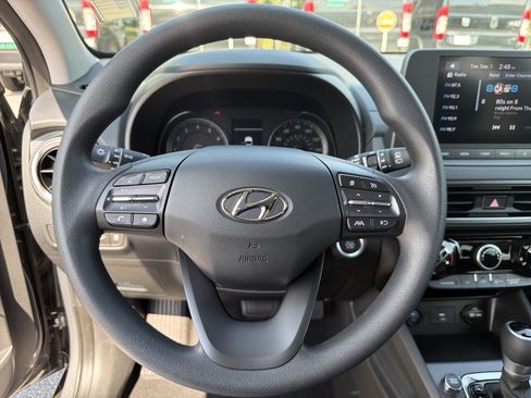 Used 2023 Hyundai Kona SEL w/ Cargo Package AWD/4WD image 28