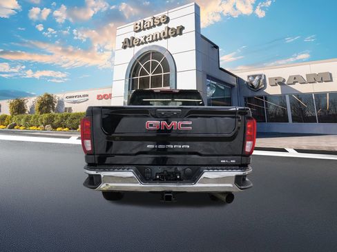 Used 2024 GMC Sierra 2500 SLE image 6