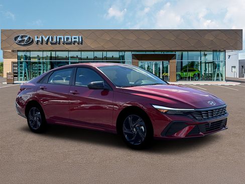 New 2026 Hyundai Elantra SEL FWD image 10