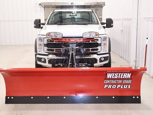 New 2026 Ford F600 4x4 Regular Cab Super Duty w/ XL Chrome Package image 4