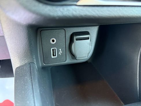 Used 2025 Nissan Versa S w/ S Plus Package FWD image 19