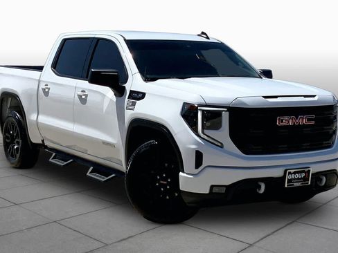 Used 2025 GMC Sierra 1500 Elevation RWD image 3