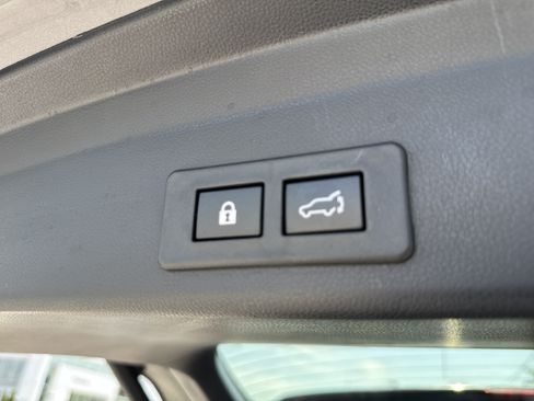Certified 2023 Subaru Ascent Touring AWD/4WD image 35