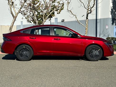 New 2026 Nissan Sentra SV w/ Floor Mat Package image 3