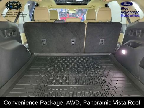 Used 2023 Ford Edge SEL image 16