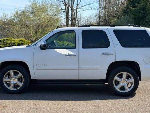 Used 2007 Chevrolet Tahoe LTZ w/ LTZ Preferred Equipment Group image 4