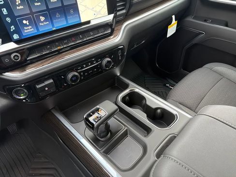 New 2026 Chevrolet Silverado 1500 LT image 19