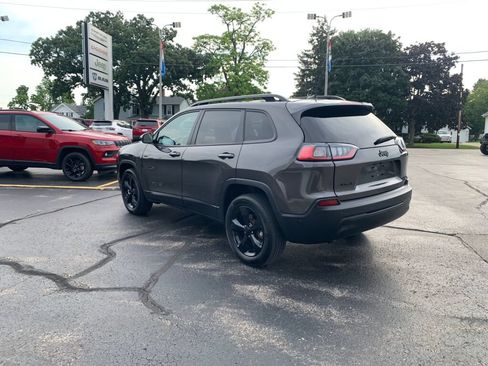 Used 2023 Jeep Cherokee Altitude Lux w/ Lux Elite Package AWD/4WD image 5