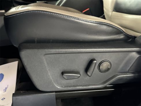 Used 2024 Ford Bronco Wildtrak image 13